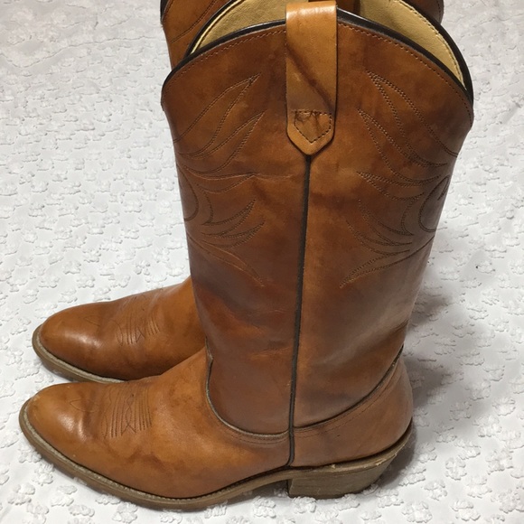 Cowboy boots - Picture 1 of 6